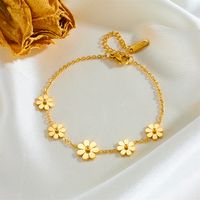 Titanium Steel 18K Gold Plated Sweet Simple Style Daisy Bracelets Earrings Necklace sku image 3