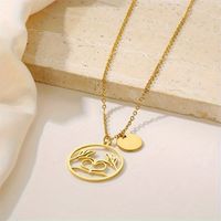 Stainless Steel Retro Simple Style Heart Shape Plating Carving Pendant Necklace main image 2