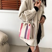 Women's Cloth Color Block Vintage Style Classic Style Sewing Thread Magnetic Buckle Shoulder Bag main image 3