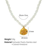 Vintage Style Simple Style Heart Shape Shell Freshwater Pearl Titanium Steel Plating Inlay Rhinestones 18k Gold Plated Pendant Necklace main image 5