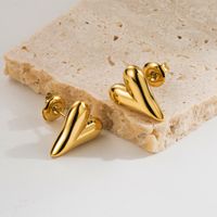1 Pair Casual Simple Style Classic Style Heart Shape Plating Three-dimensional Stainless Steel 18k Gold Plated Ear Studs main image 4