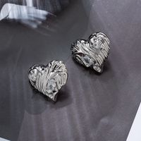 1 Pair IG Style Retro Heart Shape Plating Pleated Inlay Copper Zircon Ear Studs sku image 2