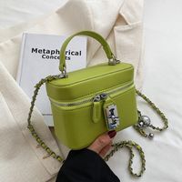 Women's Medium Pu Leather Solid Color Classic Style Square Zipper Shoulder Bag main image 6