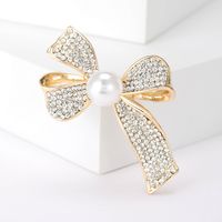 Elegant Glam Bow Knot Alloy Plating Inlay Artificial Pearls Rhinestones Women's Brooches sku image 1