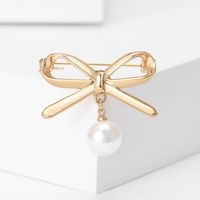 Elegant Simple Style Bow Knot Alloy Plating Inlay Artificial Pearls Women's Brooches sku image 1