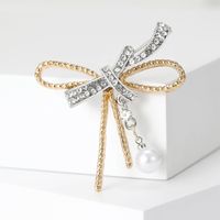 Elegant Glam Bow Knot Alloy Plating Inlay Artificial Pearls Rhinestones Women's Brooches main image 2