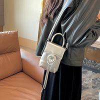 Women's Pu Leather Solid Color Classic Style Sewing Thread Square Magnetic Buckle Shoulder Bag main image 6