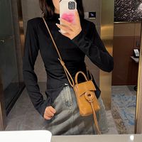 Women's Pu Leather Solid Color Classic Style Sewing Thread Square Magnetic Buckle Shoulder Bag main image 7