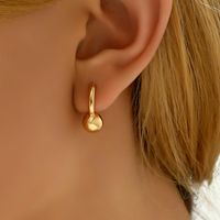 1 Pair Sweet Round Heart Shape Plating Copper 18K Gold Plated Huggie Earrings main image 3