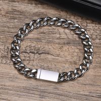 Simple Style Solid Color Stainless Steel Men's Bracelets main image 7