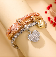 Simple Style Heart Shape Alloy Rhinestones Women's Bracelets main image 3