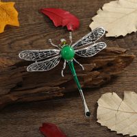 Elegant Retro Dragonfly Alloy Epoxy Plating Inlay Resin Rhinestones Unisex Brooches main image 5