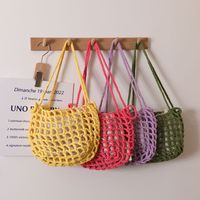 Women's Medium Polyester Solid Color Vintage Style Classic Style String Shoulder Bag main image 1