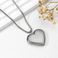 Stainless Steel Vintage Style Classic Style Square Oval Heart Shape Plating Pendant Necklace main image 9