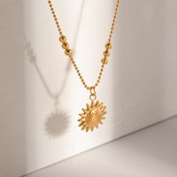 Stainless Steel IG Style Simple Style Sunflower Plating Pendant Necklace main image 3