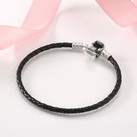 Lässig Klassischer Stil Einfarbig Pu-Leder Sterling Silber Flechten Frau Armbänder main image 3