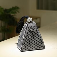 Women's Polyester Solid Color Vintage Style Classic Style Triangle Lock Clasp Evening Bag sku image 3