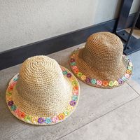 Women's Simple Style Classic Style Flower Flowers Wide Eaves Straw Hat main image 3