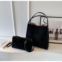 Women's Large Pu Leather Solid Color Vintage Style Square Magnetic Buckle Tote Bag sku image 1