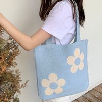 Women's Medium Polyester Flower Cute Square Open Underarm Bag main image 2