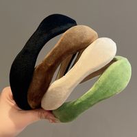 Women's Sweet Solid Color Suede Hair Band main image 1