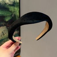 Women's Sweet Solid Color Suede Hair Band sku image 1