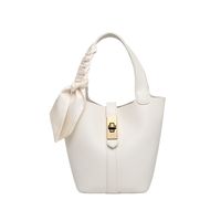 Women's Medium Pu Leather Solid Color Vintage Style Classic Style Lock Clasp Bucket Bag main image 2