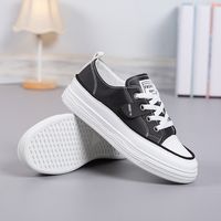 Women's Casual Solid Color Round Toe Skate Shoes main image 5