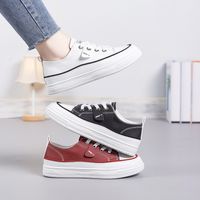Women's Casual Solid Color Round Toe Skate Shoes main image 4