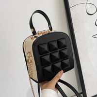 Mujeres Medio Cuero Sintético Color Sólido Estilo Vintage Estilo Clásico Cerrar Bolso sku image 3