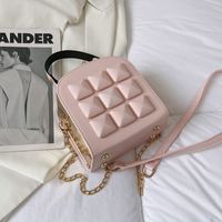 Women's Medium Pu Leather Solid Color Vintage Style Classic Style Lock Clasp Handbag sku image 7