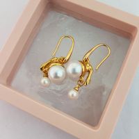 1 Pair Simple Style Round Plating Inlay Mixed Materials Pearl Drop Earrings main image 5