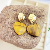 1 Pair Sweet Simple Style Heart Shape Plating Inlay Mixed Materials Tiger Eye Natural Stone Drop Earrings main image 3