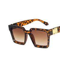 Fashion Women&#39;s Sunglasses With Square Wide-brimmed Sunglasses sku image 3