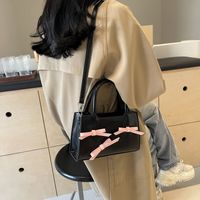 Women's Medium Pu Leather Bow Knot Elegant Zipper Handbag main image 3