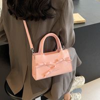Women's Medium Pu Leather Bow Knot Elegant Zipper Handbag main image 4