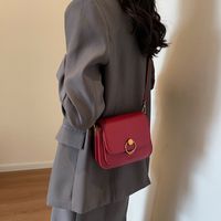 Women's Medium Pu Leather Solid Color Vintage Style Flip Cover Crossbody Bag sku image 3