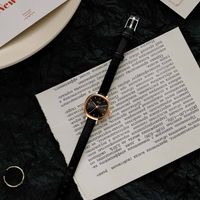 Estilo Vintage Color Sólido Hebilla Cuarzo Relojes De Mujer main image 3