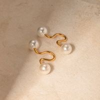 1 Pair Elegant Simple Style Geometric Plating Inlay 304 Stainless Steel Artificial Pearls Ear Cuffs main image 1