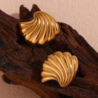 1 Pair Simple Style Shell Plating Stainless Steel 18k Gold Plated Ear Studs main image 4