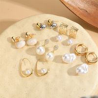 1 Pair Vintage Style Simple Style Commute Irregular Plating Inlay Artificial Pearl Copper Zircon 14k Gold Plated Drop Earrings main image 7