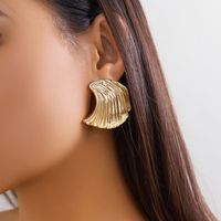 1 Pair Retro Exaggerated Simple Style Stripe Irregular Three-dimensional Thick Arylic Ear Studs main image 6