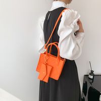 Women's Medium Felt Solid Color Streetwear Square Zipper Handbag main image 2