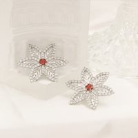 1 Pair Luxurious Snowflake Plating Inlay Copper Zircon White Gold Plated Ear Studs main image 5