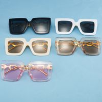 Retro Sweet Solid Color Ac Square Full Frame Women's Sunglasses main image 3
