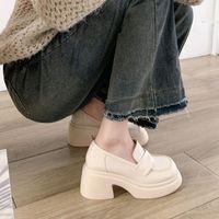 Women's Basic Solid Color Round Toe Loafers main image 3