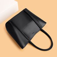 Women's Medium Leather Solid Color Classic Style Square Zipper Shoulder Bag sku image 3