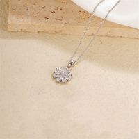 Style Simple Brillant Carré Fleur Le Cuivre Placage Incruster Zircon Plaqué Argent Anneaux Collier main image 3