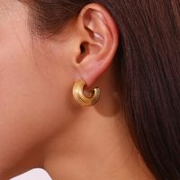 1 Pair Vintage Style Simple Style Classic Style C Shape Plating Stainless Steel 18k Gold Plated Ear Studs main image 5