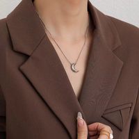 Simple Style Moon Stainless Steel Pendant Necklace main image 5